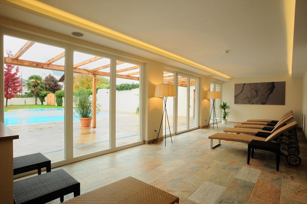 Hotel Teutschhaus Cortina Sulla Strada del Vino Εξωτερικό φωτογραφία